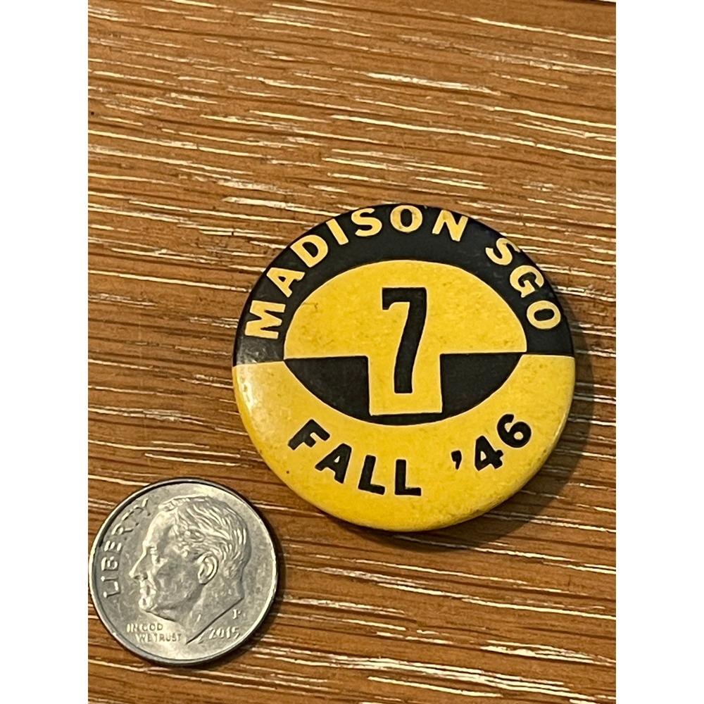 00128 - Vintage Madison SGO 7 Fall '46 Pin – 1946 Collectible - Picture 3 of 3